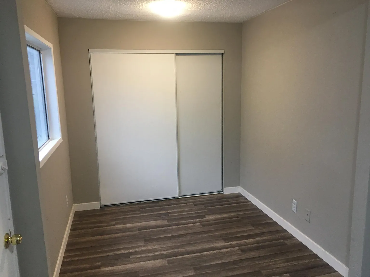 4143 Eta St — Photo 3