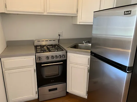 Rented by Prince Real Estate Associates LLC | media 14