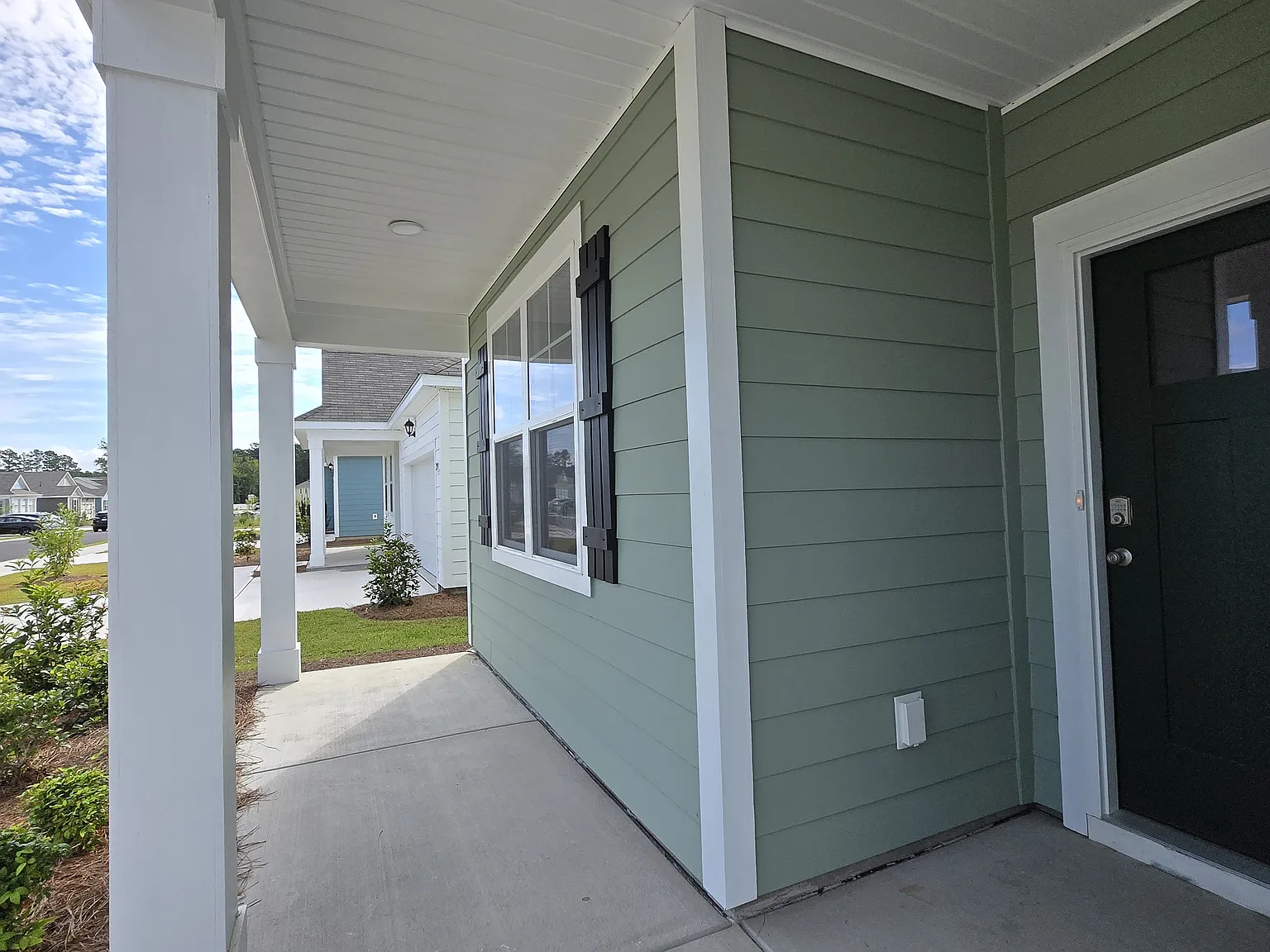 4 bed, 1774 sqft, $2,200 — Photo 2