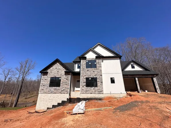 1419 Willow Oak Dr, Forest, VA 24551