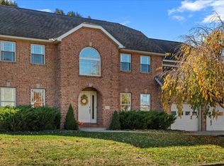 11 Silos, Williamstown, WV 26187