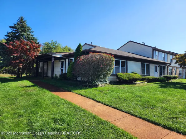 262 Greenwood Loop Road, Brick, NJ 08724
