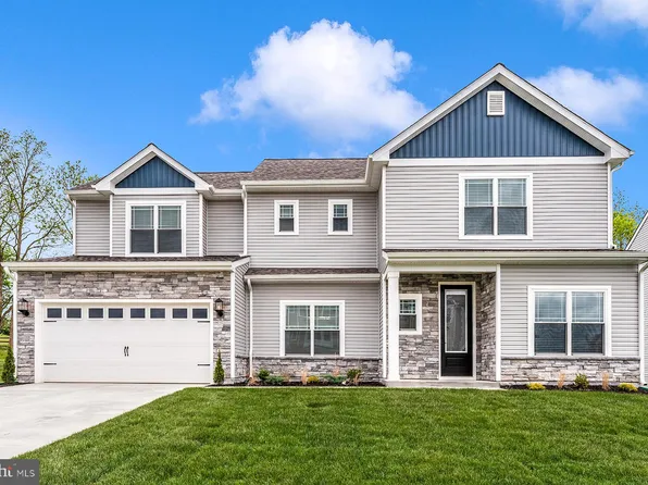 424 Abigail Ave, Waynesboro, PA 17268