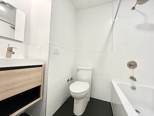 Rented by VRE | media 2