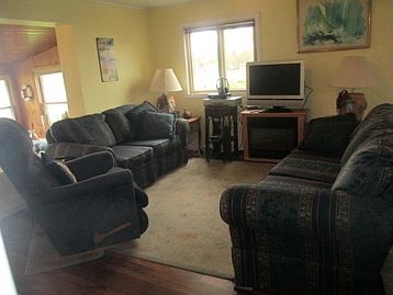 3rd image of 584 Swains Lake Dr