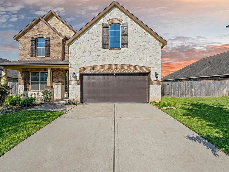8835 Japonica Dr — Photo 3