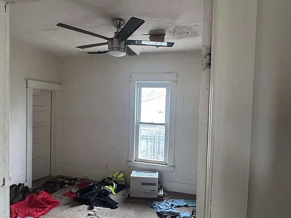 2nd image of 2206 Robinwood Ave