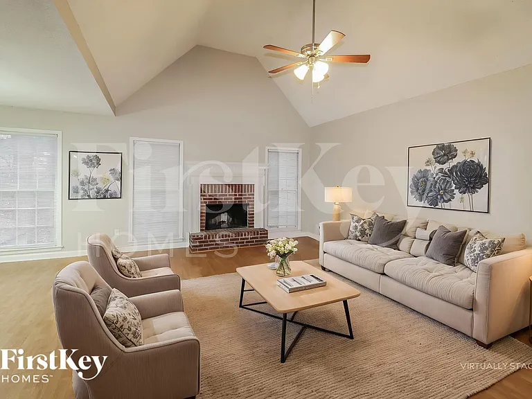 4725 Diggers Way — Photo 3