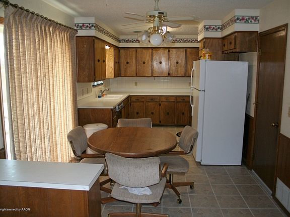 3rd image of 4523 Chisholm Trl