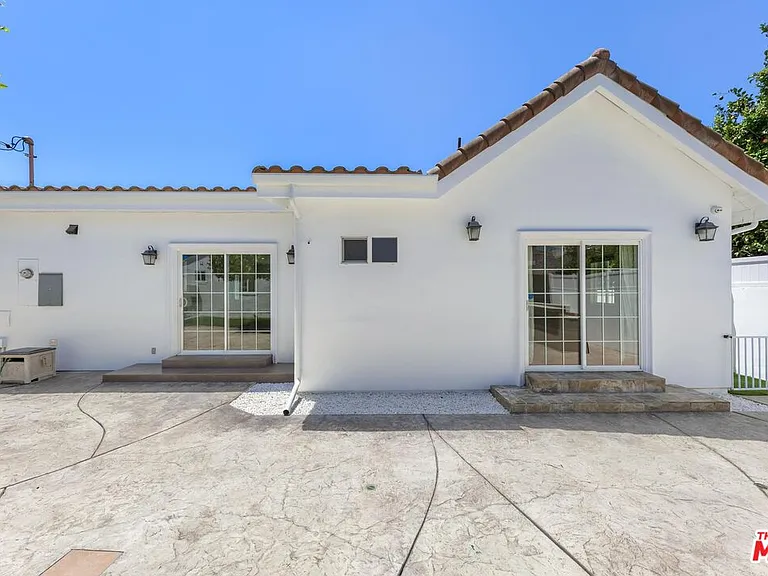 12719 Tiara St — Photo 35