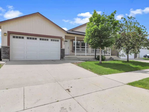 622 40th St E, Williston, ND 58801