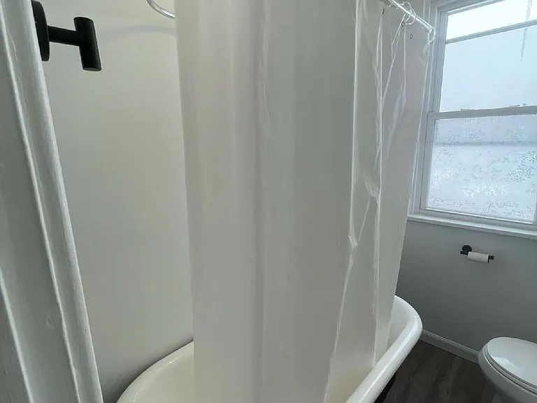 126-136 S Spring Ave #136 — Photo 36