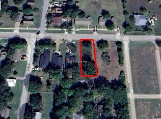 507 E Grand St, Whitewright, TX 75491