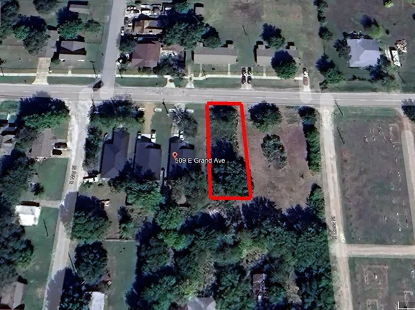 507 E Grand St, Whitewright, TX 75491