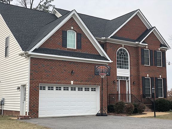2nd image of 11005 Mountain Spring Dr
