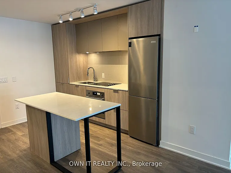 35 Tubman Ave #917 — Photo 6