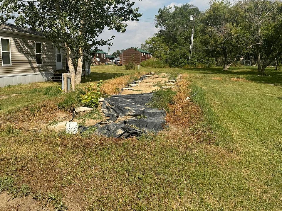 2nd image of 209 Pierce St