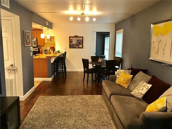 4th image of 3232 Mac Dill Ave #208