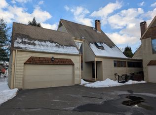 7 Dogwood Ct #7, Granby, CT 06035