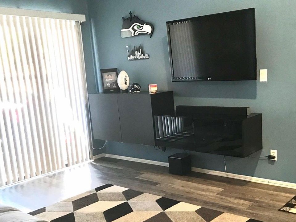 1st image of 25023 Peachland Ave Unit 251