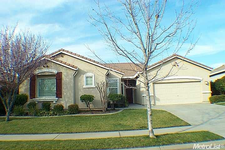 1st image of 149 Lochness Ct