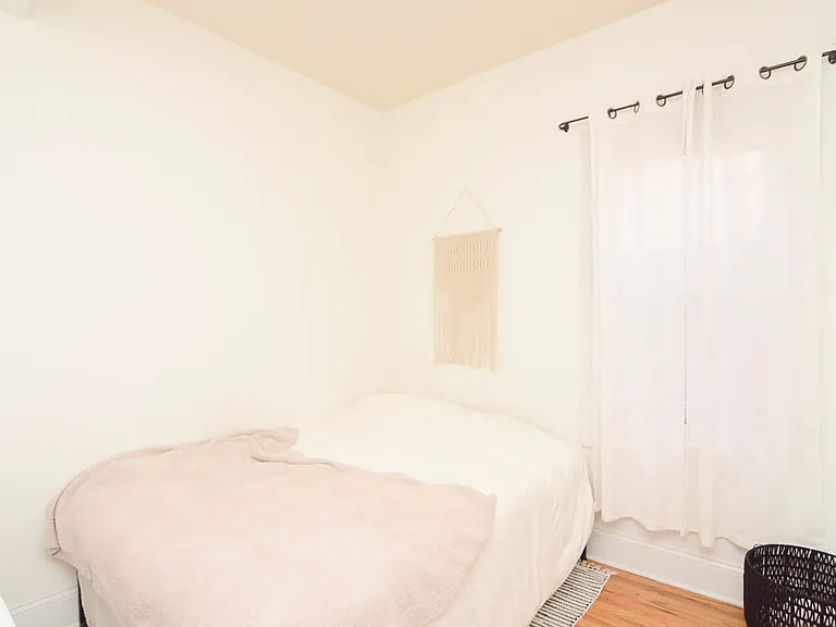 1314 W Roscoe St #L08M — Photo 8