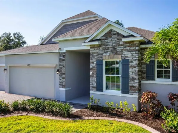 816 Sunshower Dr, Lady Lake, FL 32159