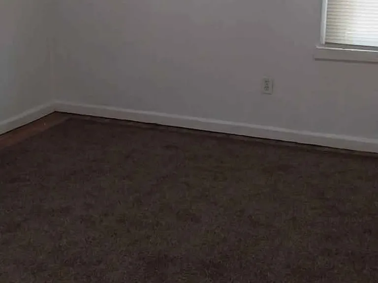 5429 Emory Dr — Photo 4