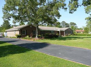 2112 N Parker Rd, Jacksonville, NC 28546