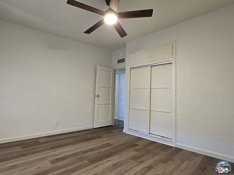1465 W Hamilton Ave — Photo 12