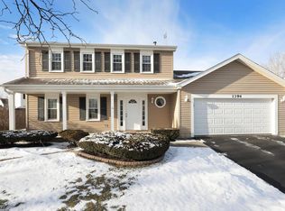 1394 Westport Rdg, Crystal Lake, IL 60014