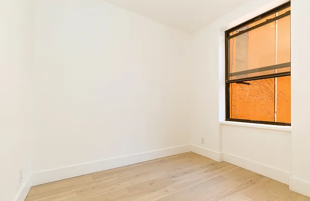 Rented by REAL New York | media 37