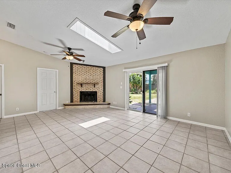5283 Palmetto Dr #5285 — Photo 7