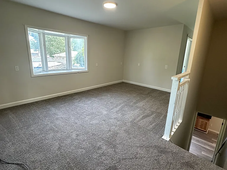 80 Westmoreland Dr — Photo 5