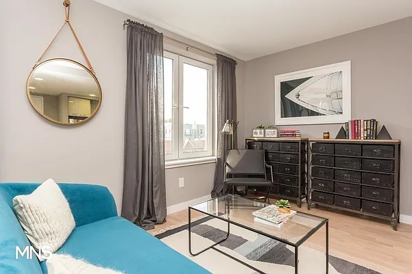 Rented by MNS Marketing | media 11