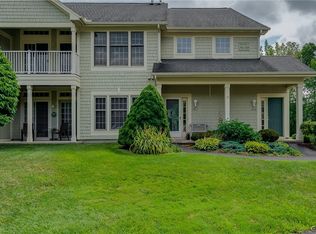 2404 Pipers Ct, Baldwinsville, NY 13027