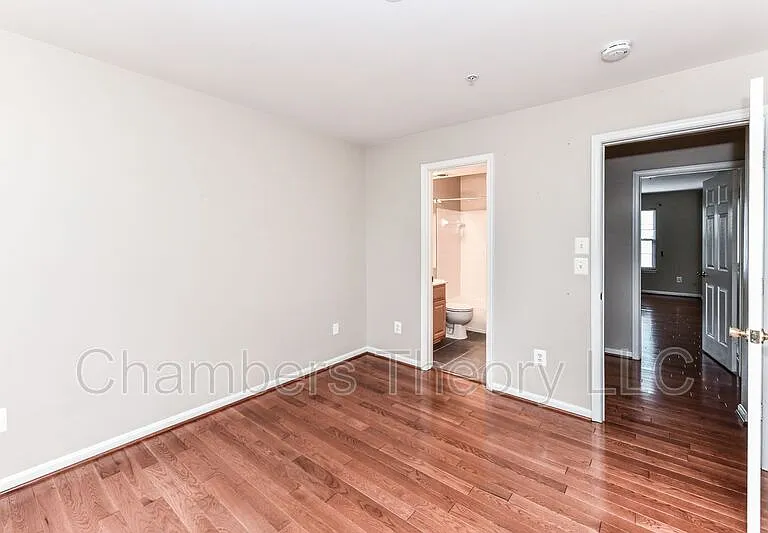 3845 Eisenhower Ave — Photo 16