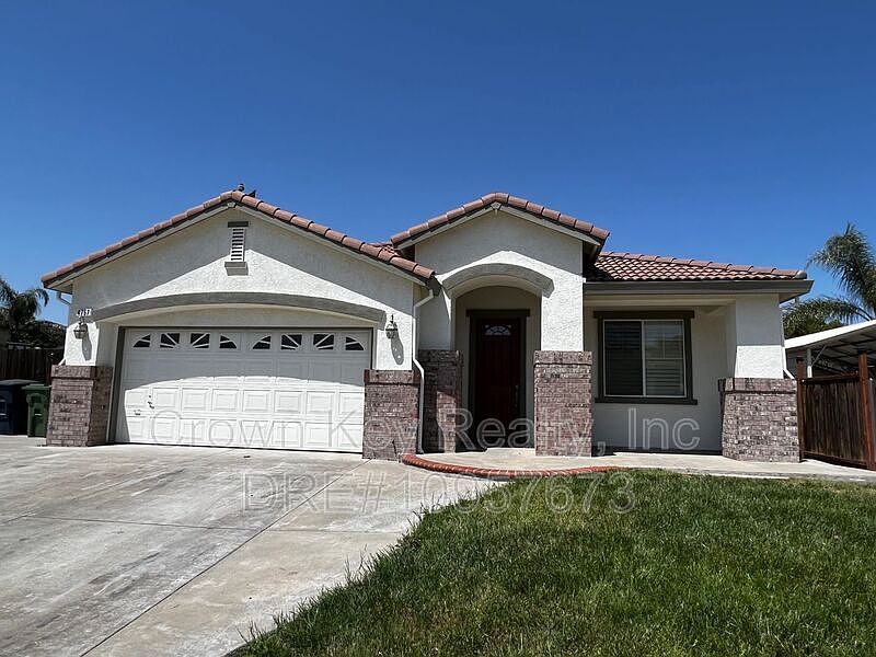 1st image of 4757 Twin Oaks Dr