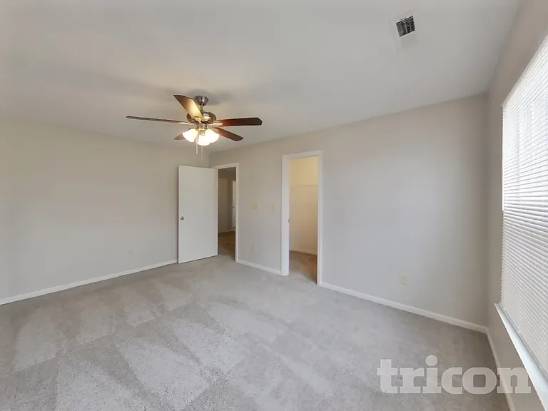 238 Heartwood Hl — Photo 16