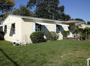 16000 NW 17th Ct, Miami Gardens, FL 33054