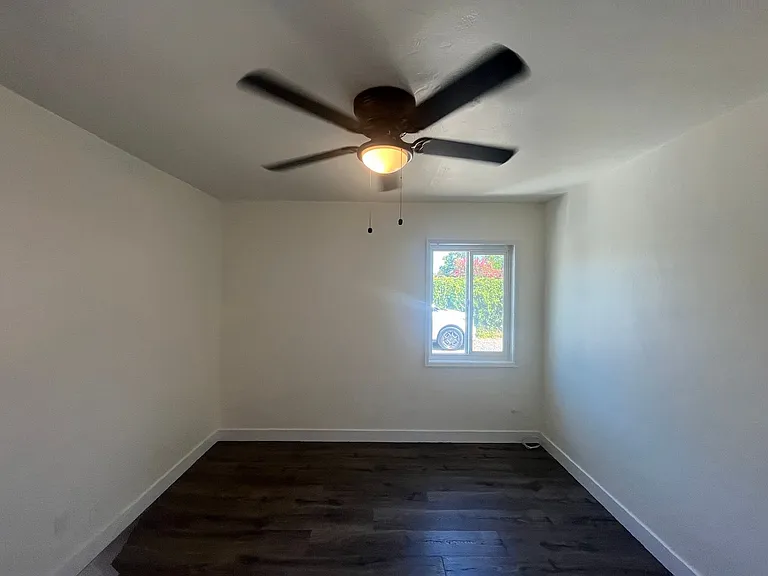 406 Niles Ave — Photo 17