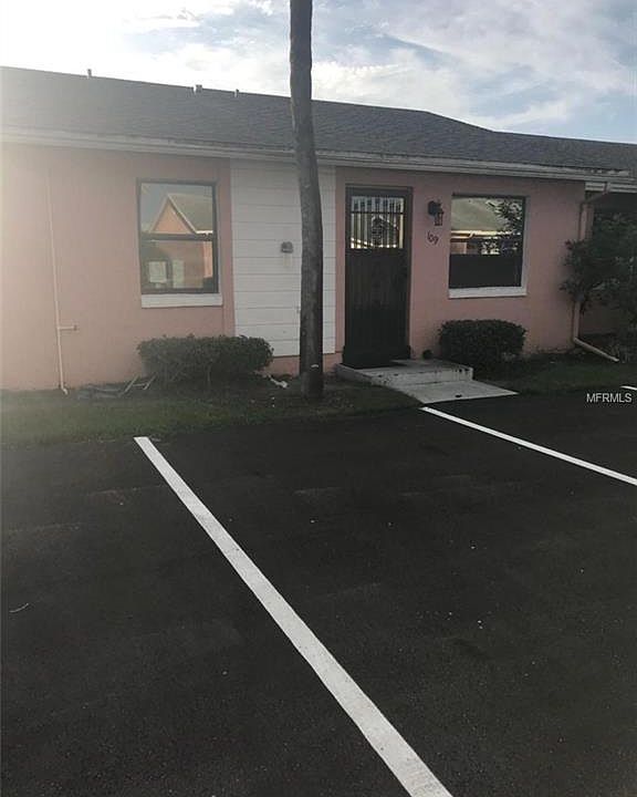 1st image of 109 Lake Villa Way