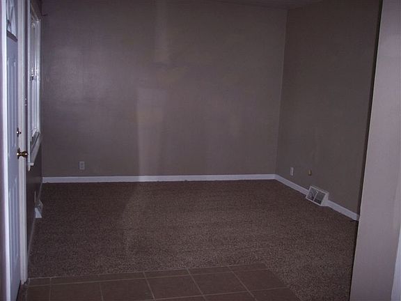 1707 Carlton, Apt D Living Room
