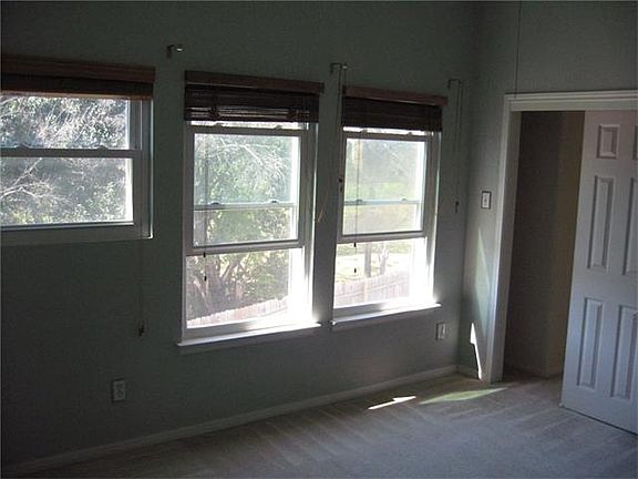 4th image of 4809 E Oltorf St #B