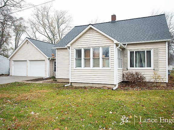 2nd image of 4005 Port Sheldon St