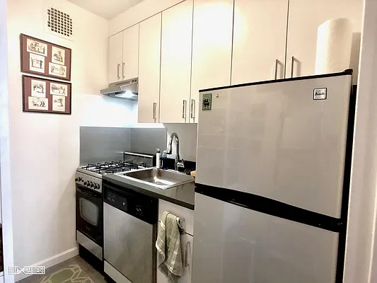 Rented by Citi Habitats | media 6