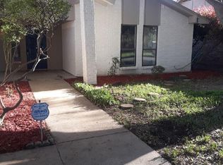 6912 Loma Vista Dr, Fort Worth, TX 76133