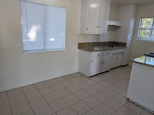 1344 Stoneridge Ct., 1344 W Stoneridge Ct #6, Ontario, CA 91762
