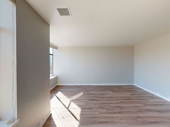 5th image of 422 9th Ave APT 205