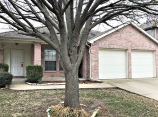 408 Butternut Dr, Fate, TX 75087